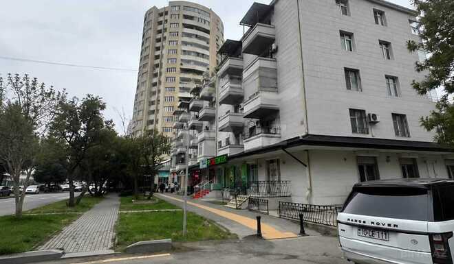 Продаётся 2-комн. вторичка 60 м², м. Элмляр Академиясы, photo 5 from 9
