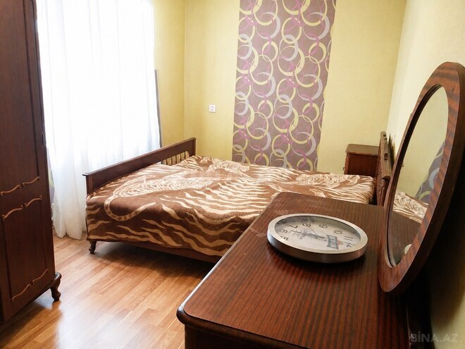 Satılır 2 otaqlı köhnə tikili 45 m², Elmlər Akademiyası m., photo 5 from 9
