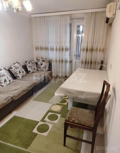 Сдаётся 2-комн. вторичка 60 м², м. Иншаатчылар, photo 1 from 11