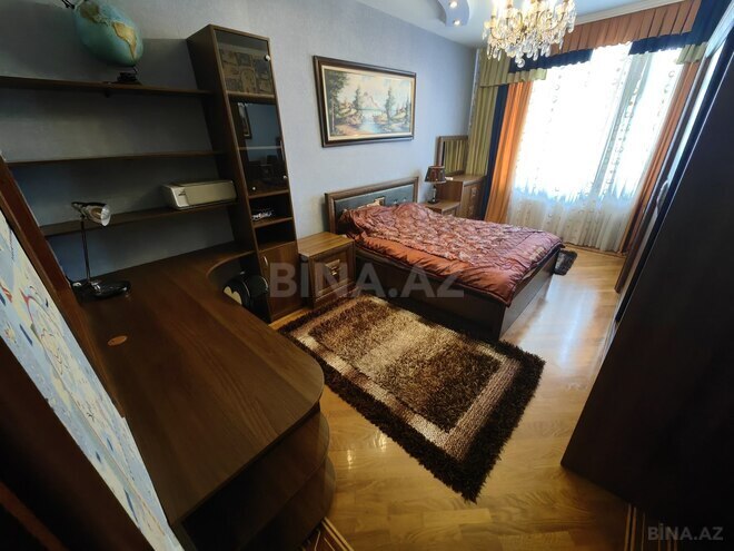 Satılır 4 otaqlı yeni tikili 260 m², 28 May m., photo 30 from 32