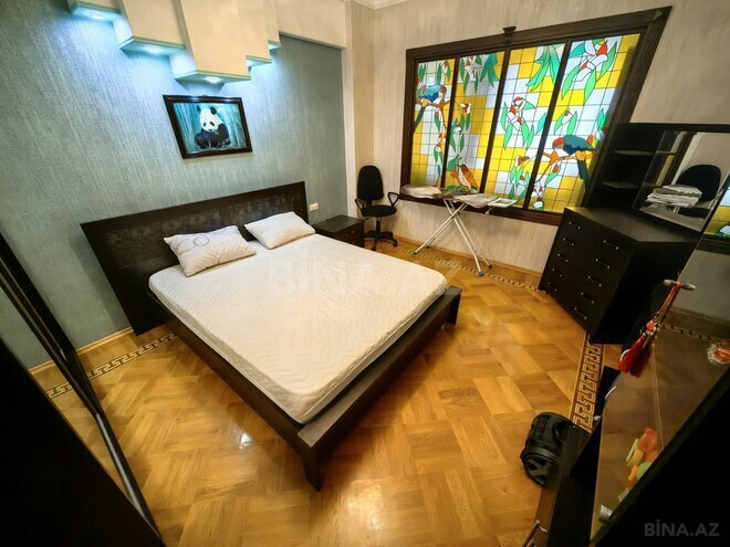 Satılır 4 otaqlı yeni tikili 260 m², 28 May m., photo 25 from 32