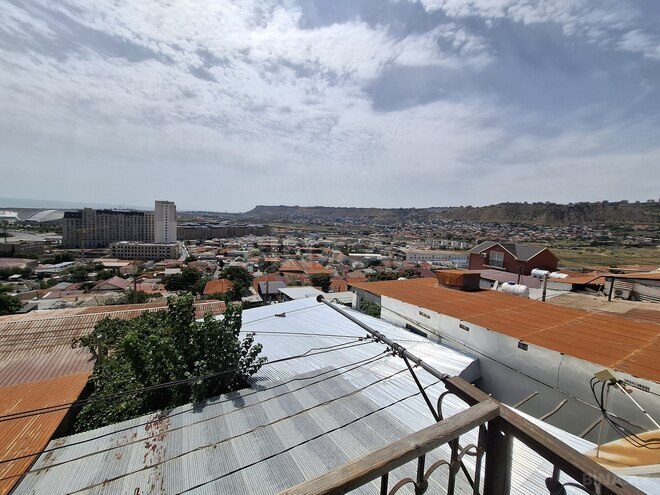Satılır 7 otaqlı köhnə tikili 300 m², Bayıl q., photo 1 from 20