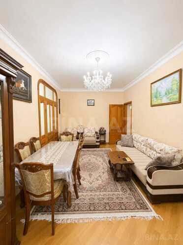 Продаётся 3-комн. вторичка 90 м², Ясамальский р., photo 1 from 17