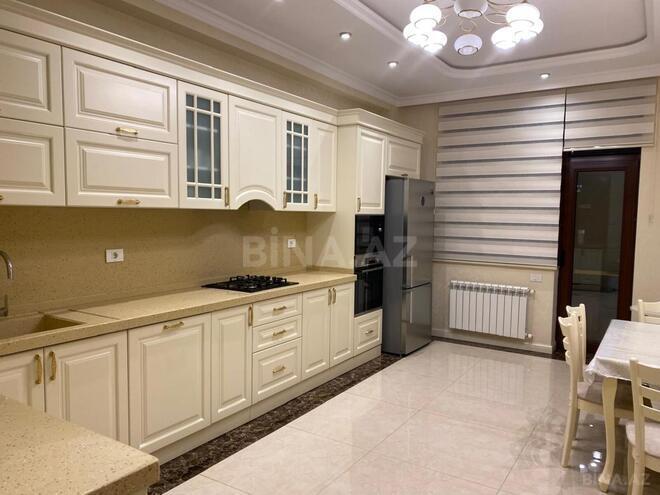 Сдаётся 3-комн. новостройка 172 м², м. Низами, photo 3 from 25