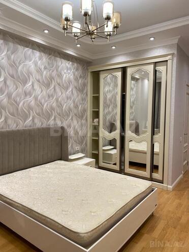 Сдаётся 3-комн. новостройка 172 м², м. Низами, photo 10 from 25