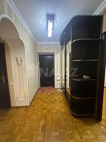 Satılır 3 otaqlı köhnə tikili 110 m², Elmlər Akademiyası m., photo 5 from 12
