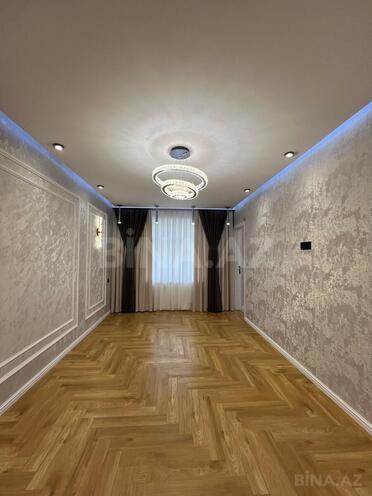 Satılır 3 otaqlı köhnə tikili 60 m², Xalqlar Dostluğu m., photo 1 from 13