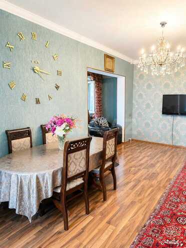 Satılır 2 otaqlı köhnə tikili 68 m², Nəsimi m., photo 1 from 11