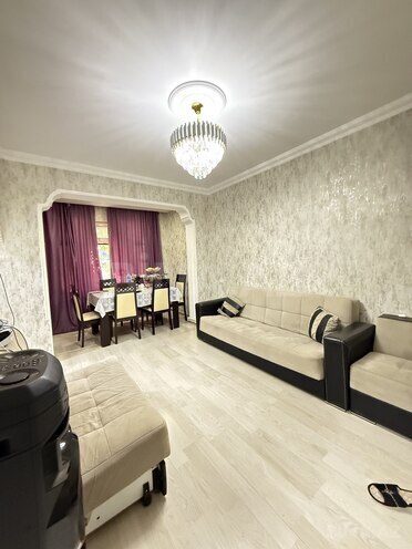 Продаётся 3-комн. вторичка 65 м², м. Мемар Аджеми, photo 1 from 20
