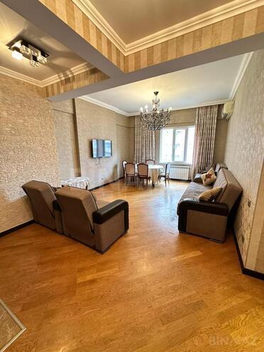 Продаётся 3-комн. новостройка 101 м², м. Низами, photo 8 from 25