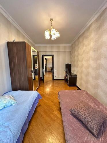 Продаётся 3-комн. новостройка 101 м², м. Низами, photo 13 from 25