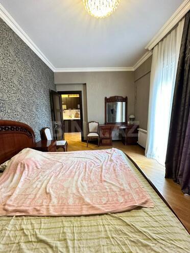 Продаётся 3-комн. новостройка 101 м², м. Низами, photo 19 from 25