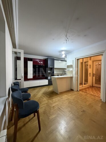 İcarəyə verilir 3 otaqlı köhnə tikili 175 m², Nərimanov r., photo 12 from 15