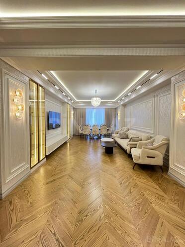 Satılır 4 otaqlı yeni tikili 233 m², Nərimanov r., photo 1 from 30