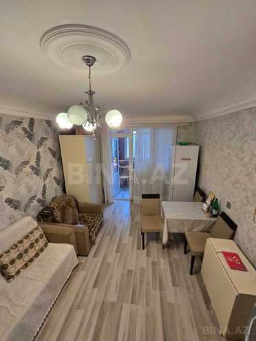 Продаётся 2-комн. вторичка 35 м², м. Нефтчиляр, photo 3 from 21