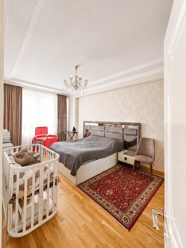 Продаётся 2-комн. новостройка 75 м², м. Нефтчиляр, photo 3 from 9