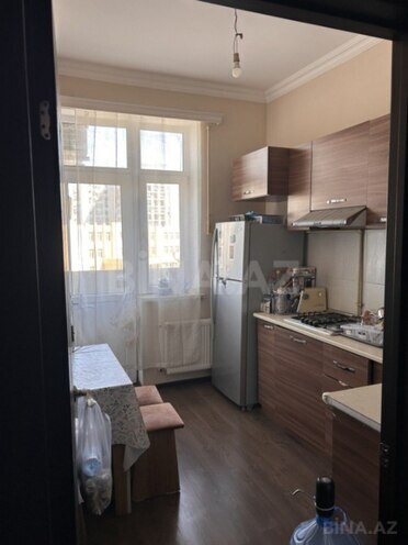 Продаётся 1-комн. новостройка 40 м², м. Иншаатчылар, photo 1 from 9
