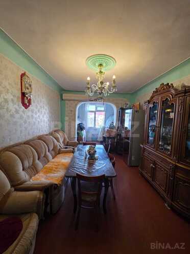 Продаётся 3-комн. вторичка 72 м², photo 1 from 23