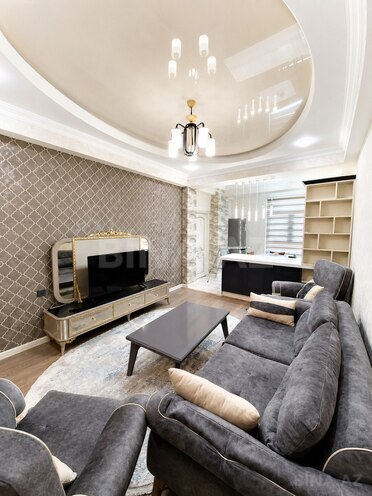 Сдаётся 3-комн. новостройка 100 м², м. Низами, photo 3 from 19