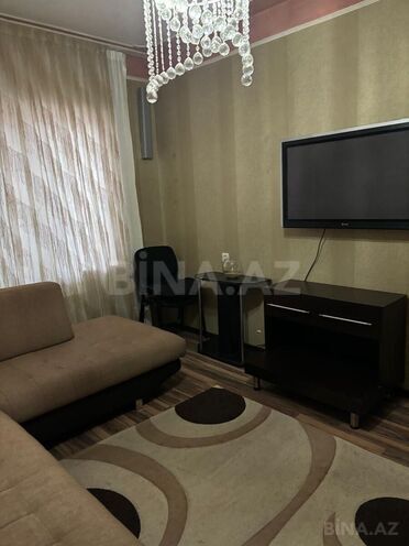 Сдаётся 3-комн. вторичка 89 м², м. Ази Асланов, photo 3 from 8