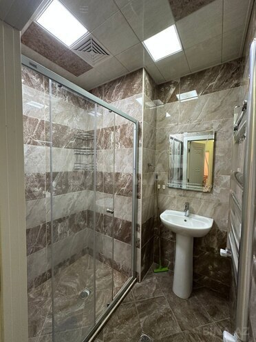 İcarəyə verilir 2 otaqlı yeni tikili 80 m², İnşaatçılar m., photo 11 from 12