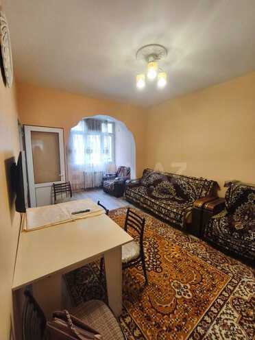Сдаётся 2-комн. вторичка 65 м², м. 20 января, photo 1 from 8