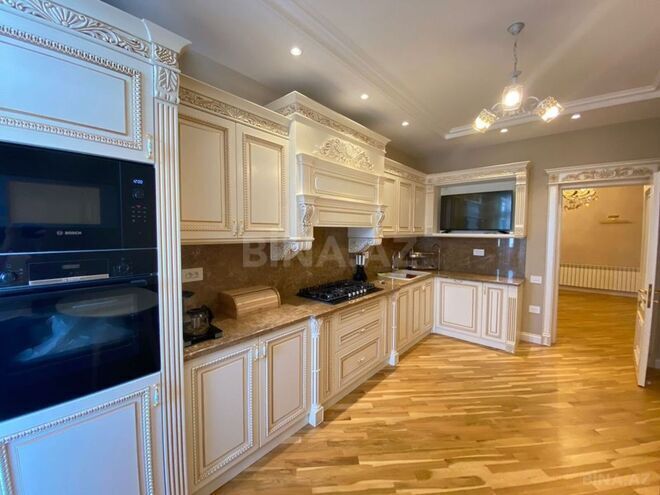 İcarəyə verilir 4 otaqlı yeni tikili 185 m², 28 May m., photo 10 from 17