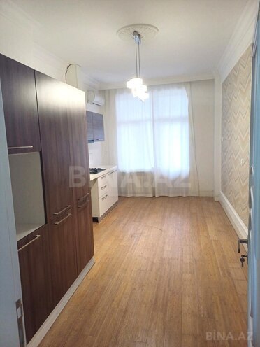 İcarəyə verilir 3 otaqlı yeni tikili 145 m², Nərimanov r., photo 6 from 13