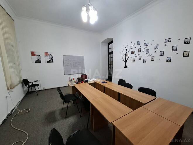 Satılır 5 otaqlı köhnə tikili 190 m², 28 May m., photo 10 from 24