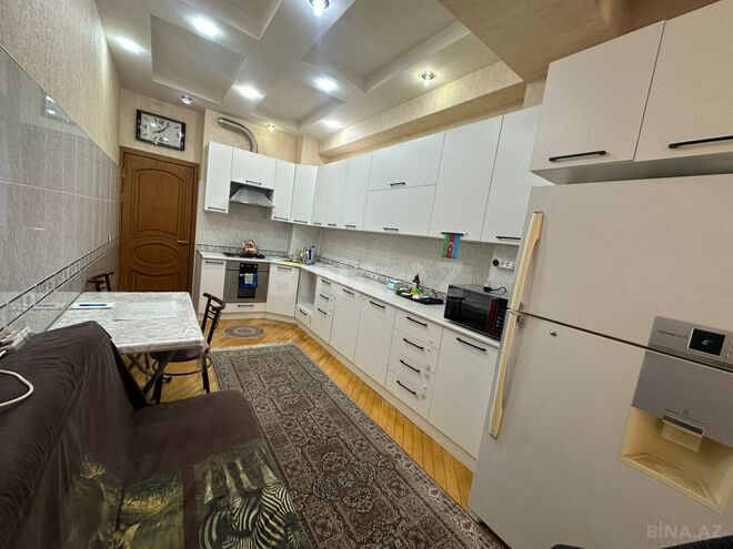 Сдаётся 3-комн. новостройка 140 м², м. Нариман Нариманов, photo 5 from 16
