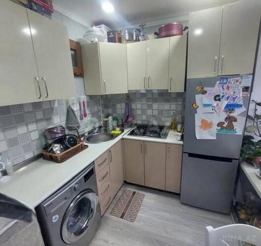 Satılır 2 otaqlı köhnə tikili 60 m², Hövsan q., photo 5 from 10
