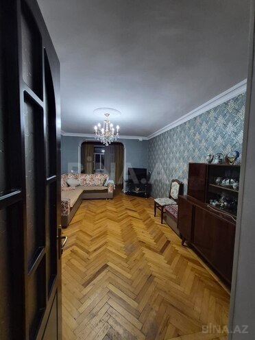 Продаётся 3-комн. вторичка 85 м², м. Элмляр Академиясы, photo 5 from 11
