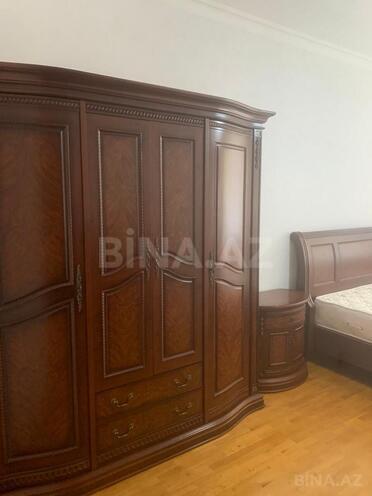 Сдаётся 3-комн. новостройка 140 м², м. Низами, photo 10 from 16