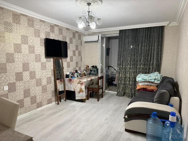 Продаётся 2-комн. вторичка 55 м², м. Нариман Нариманов, photo 1 from 10