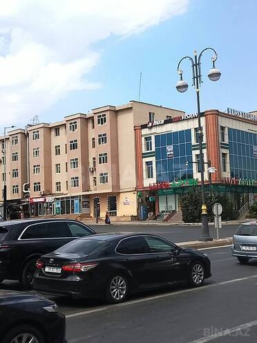 Продаётся 1-комн. вторичка 35 м², м. Иншаатчылар, photo 1 from 16