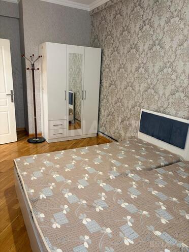 Сдаётся 2-комн. новостройка 65 м², м. Элмляр Академиясы, photo 4 from 8