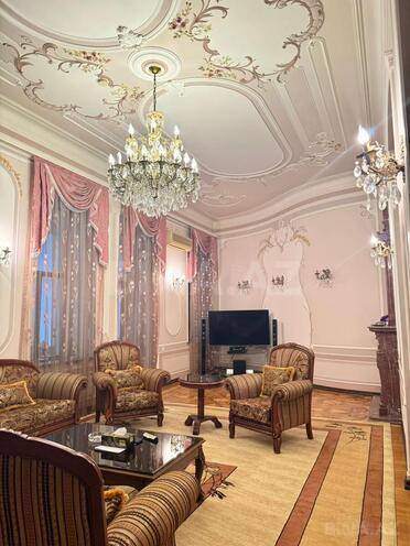 İcarəyə verilir 3 otaqlı köhnə tikili 231 m², Sahil m., photo 8 from 27