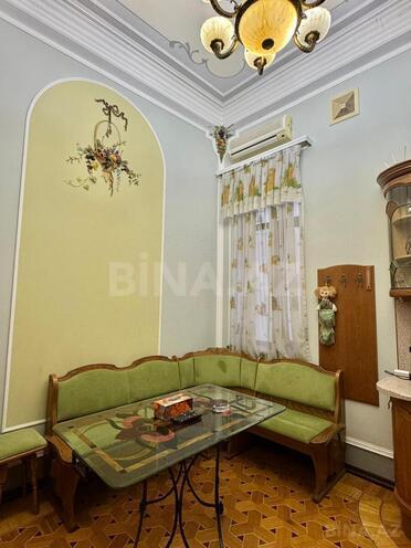 İcarəyə verilir 3 otaqlı köhnə tikili 231 m², Sahil m., photo 10 from 27