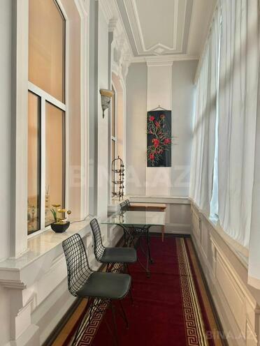 İcarəyə verilir 3 otaqlı köhnə tikili 231 m², Sahil m., photo 20 from 27