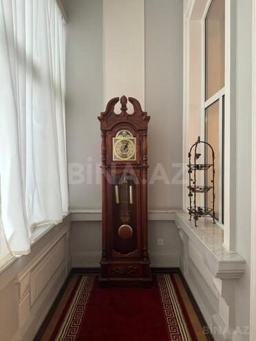 İcarəyə verilir 3 otaqlı köhnə tikili 231 m², Sahil m., photo 21 from 27