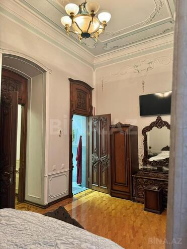 İcarəyə verilir 3 otaqlı köhnə tikili 231 m², Sahil m., photo 16 from 27