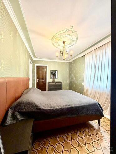 Satılır 4 otaqlı köhnə tikili 120 m², Elmlər Akademiyası m., photo 9 from 19