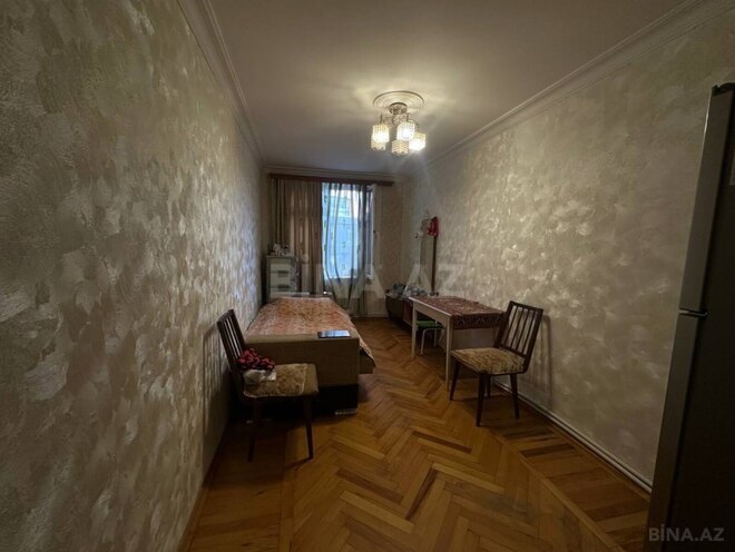 Продаётся 3-комн. вторичка 71 м², Ясамальский р., photo 4 from 12
