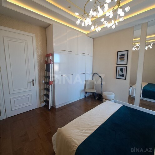Продаётся 3-комн. новостройка 132 м², м. Нефтчиляр, photo 10 from 20