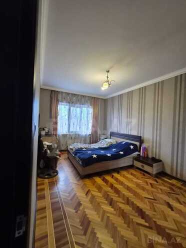 Satılır 4 otaqlı köhnə tikili 110 m², Azadlıq Prospekti m., photo 1 from 12