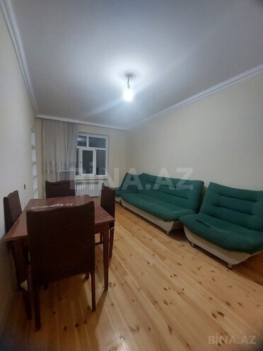 Продаётся 2-комн. вторичка 65 м², м. Ази Асланов, photo 4 from 9