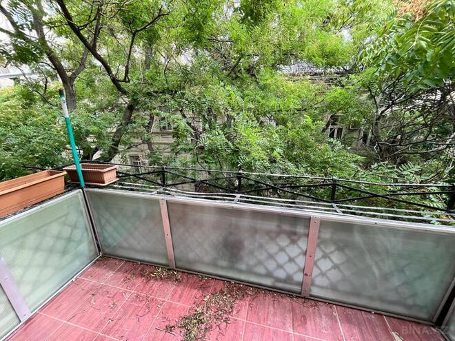 İcarəyə verilir 3 otaqlı köhnə tikili 65 m², Sahil m., photo 25 from 32