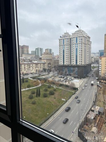 Продаётся 1-комн. новостройка 72 м², м. Низами, photo 3 from 10