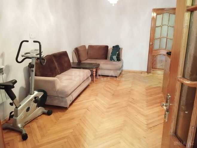 Satılır 1 otaqlı köhnə tikili 35 m², Elmlər Akademiyası m., photo 5 from 19