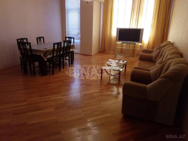 Сдаётся 3-комн. новостройка 145 м², м. Гянджлик, photo 1 from 13